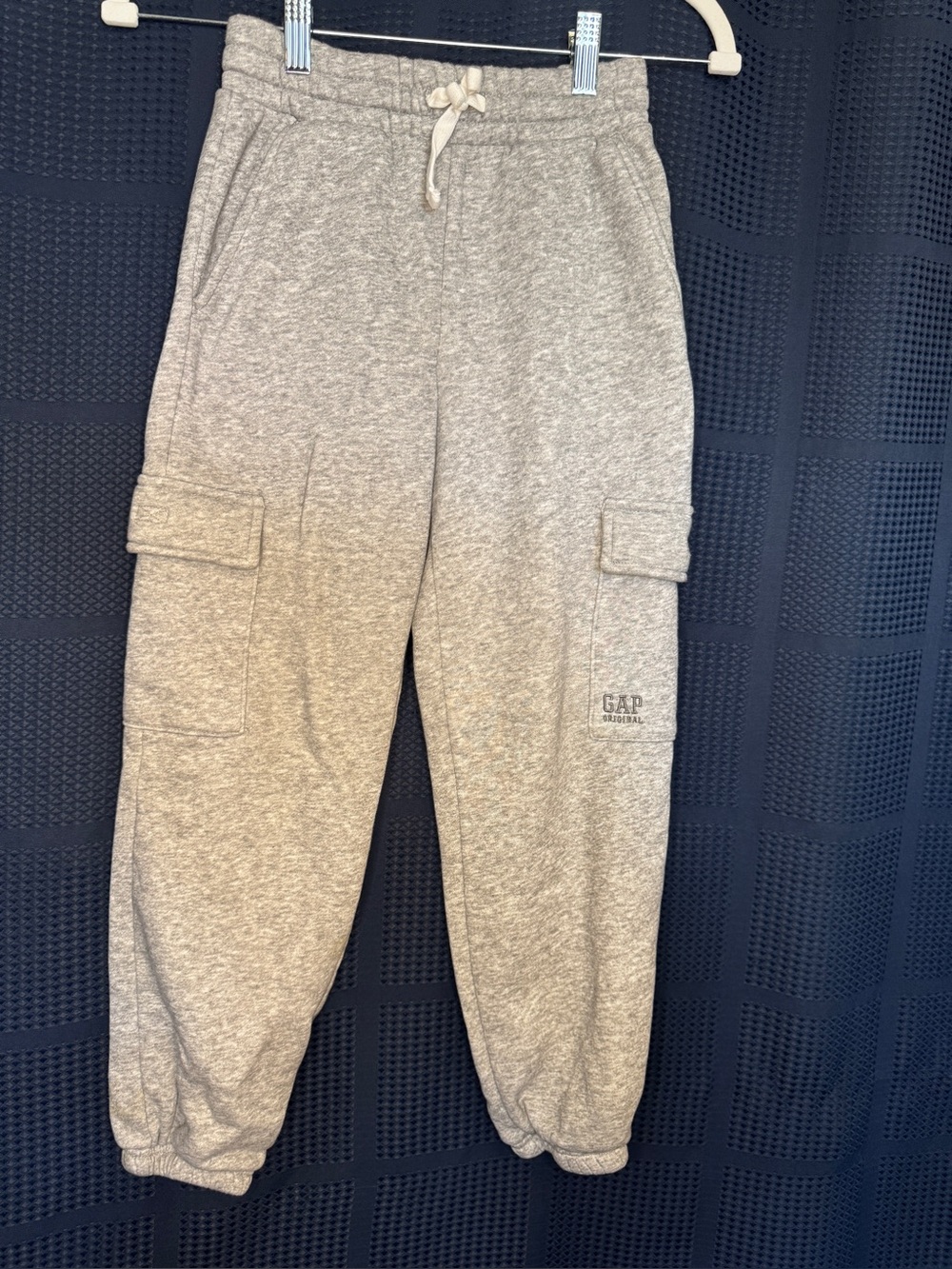 GAP Heather Gray Cargo Jogger Sweatpants